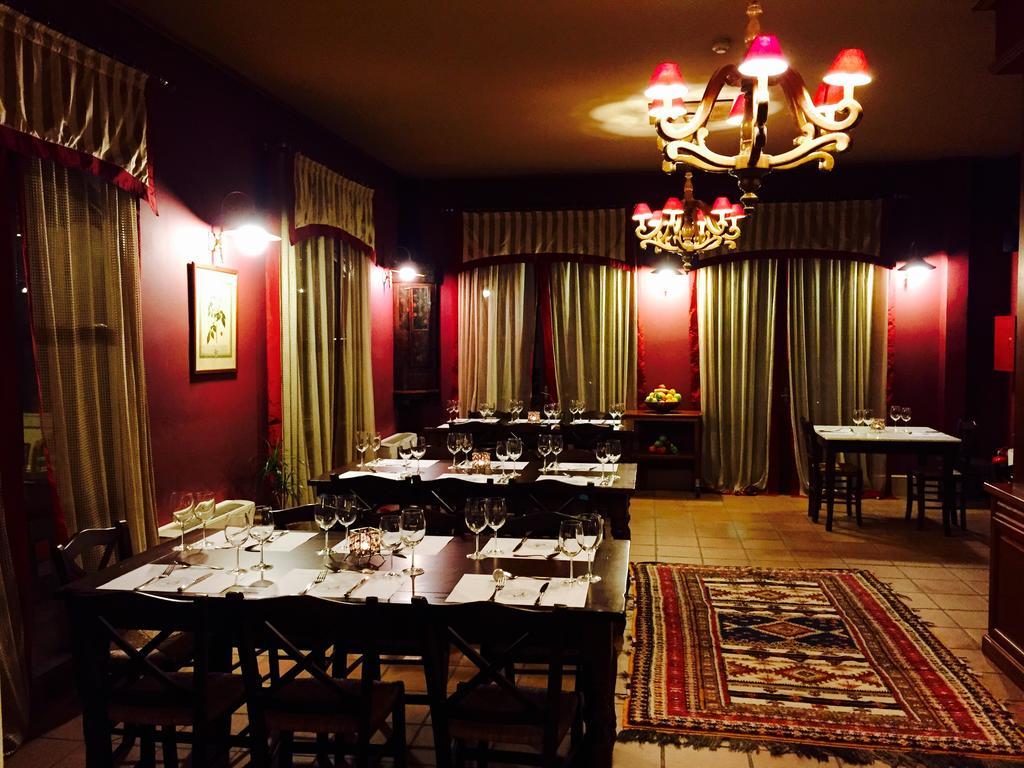 Rocabella Hellinikon Country Hotel ภายนอก รูปภาพ