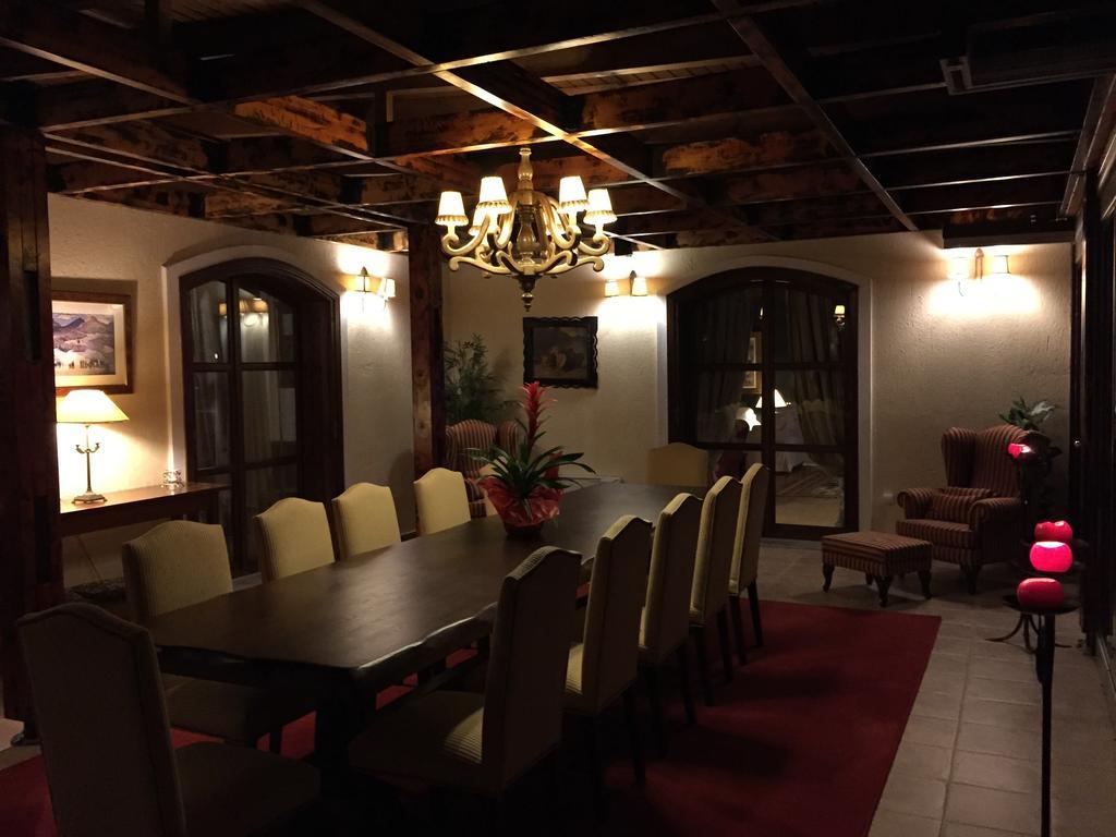 Rocabella Hellinikon Country Hotel ภายนอก รูปภาพ