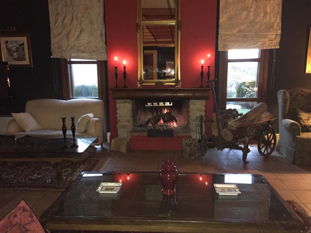 Rocabella Hellinikon Country Hotel ภายนอก รูปภาพ