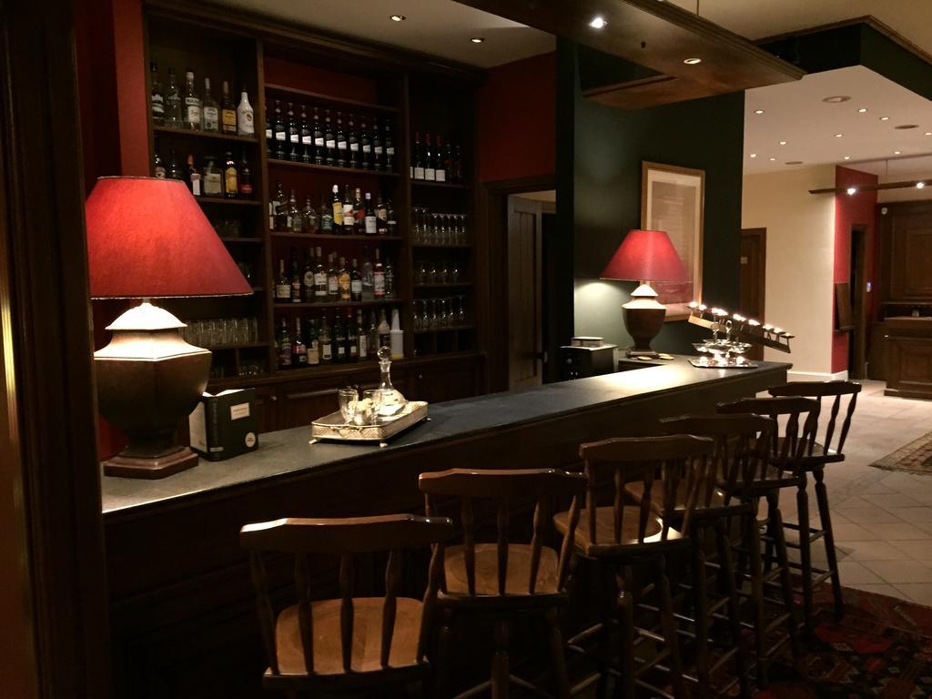 Rocabella Hellinikon Country Hotel ภายนอก รูปภาพ