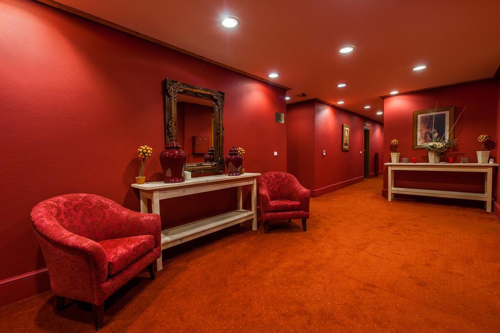 Rocabella Hellinikon Country Hotel ภายนอก รูปภาพ